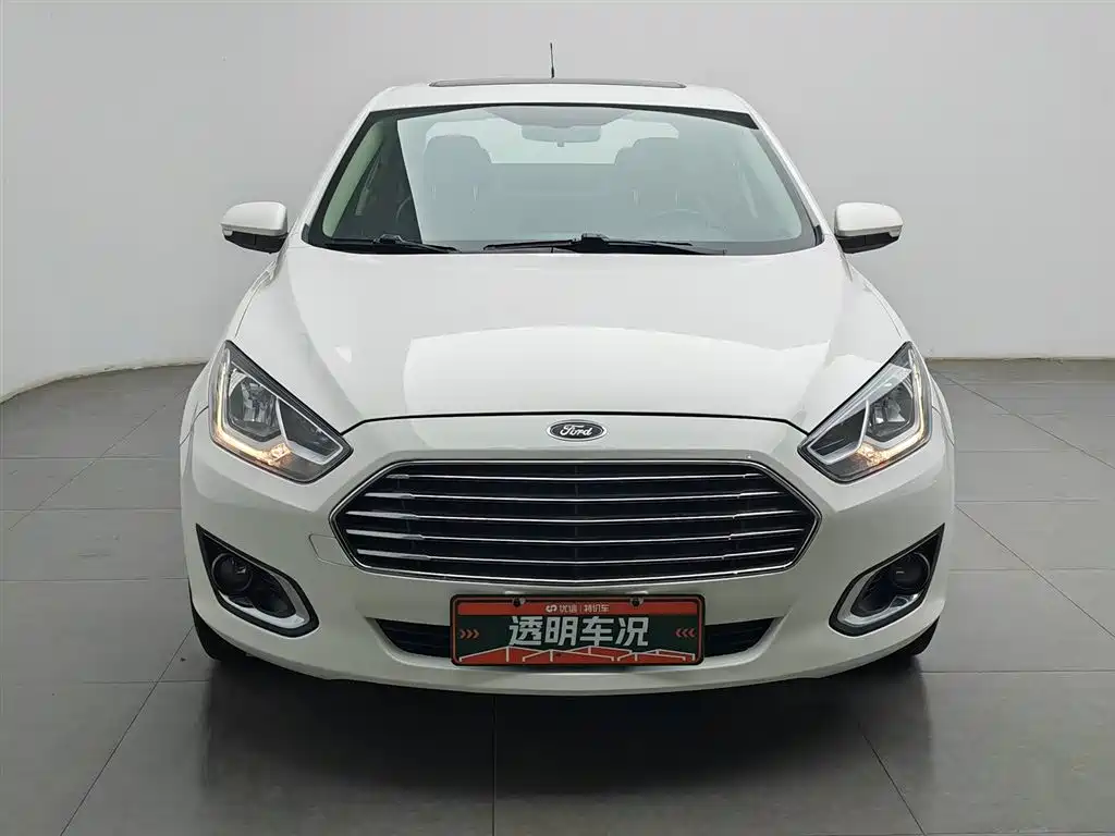 Ford Escort 2017 1.5L AT Fashion