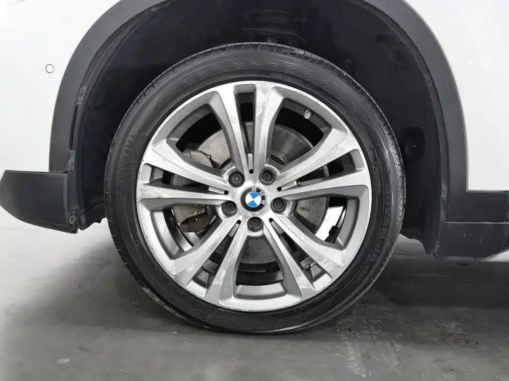 BMW X1 — миниатюра 17