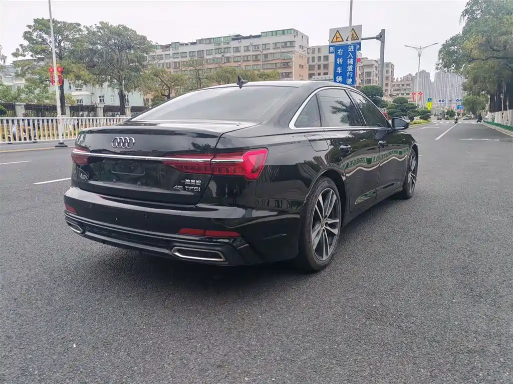 Audi A6L 2020 40 TFSI Luxury