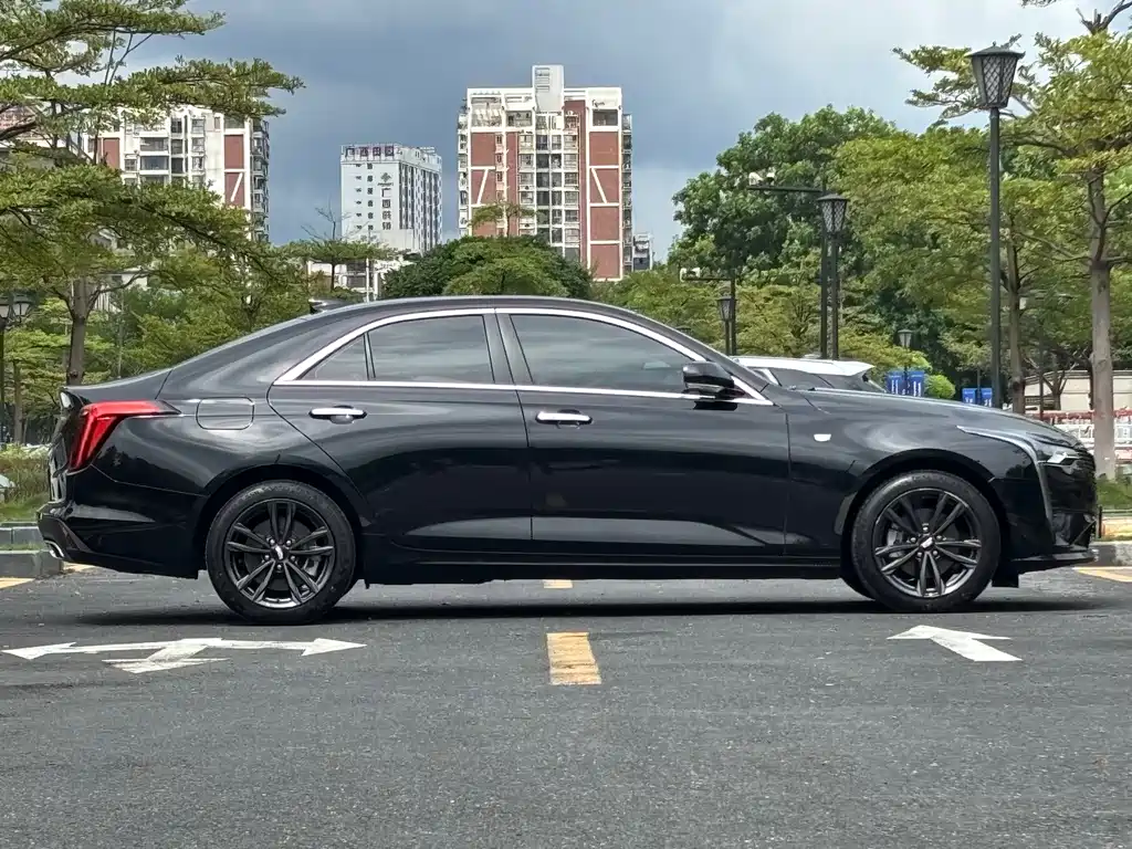 Cadillac CT4 — миниатюра 5