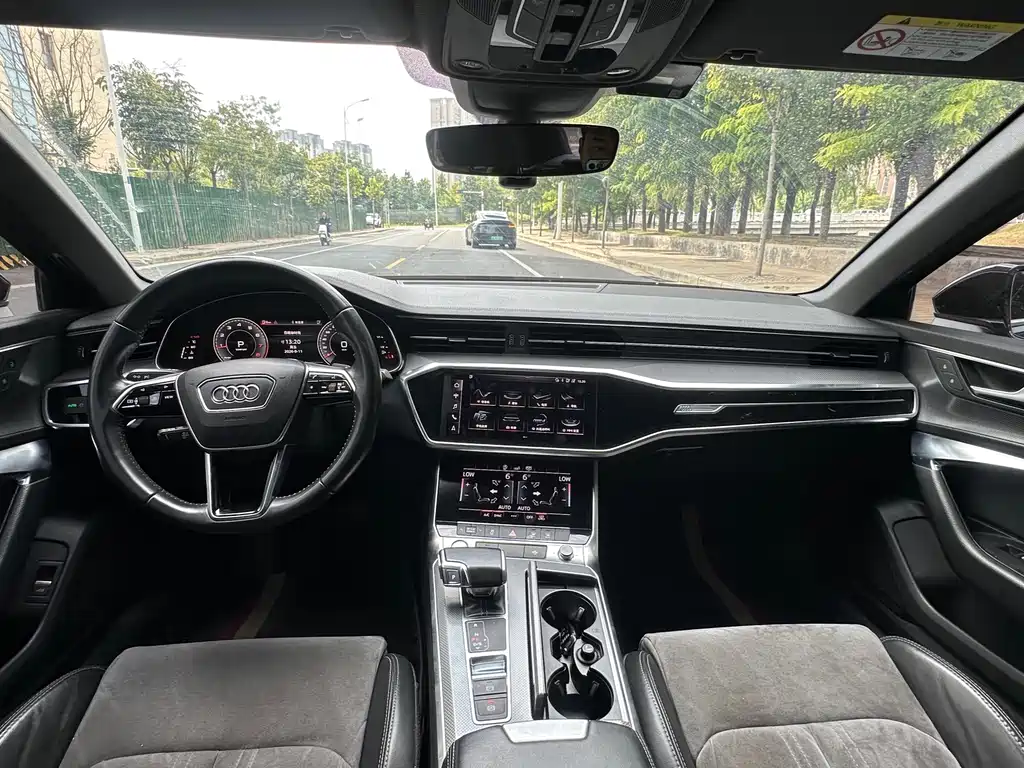 Audi A6L — миниатюра 6