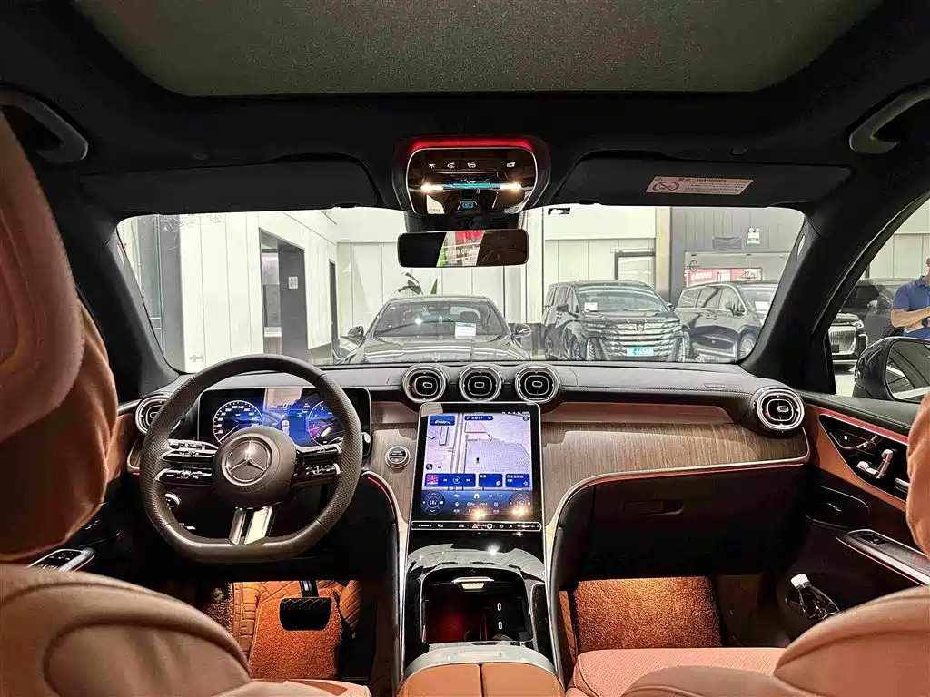 Mercedes-Benz GLC — миниатюра 21