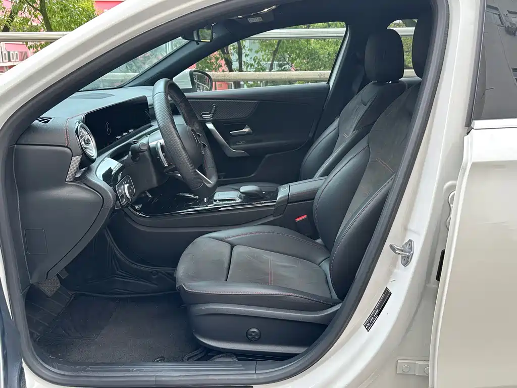 Mercedes-Benz A-Class — миниатюра 4