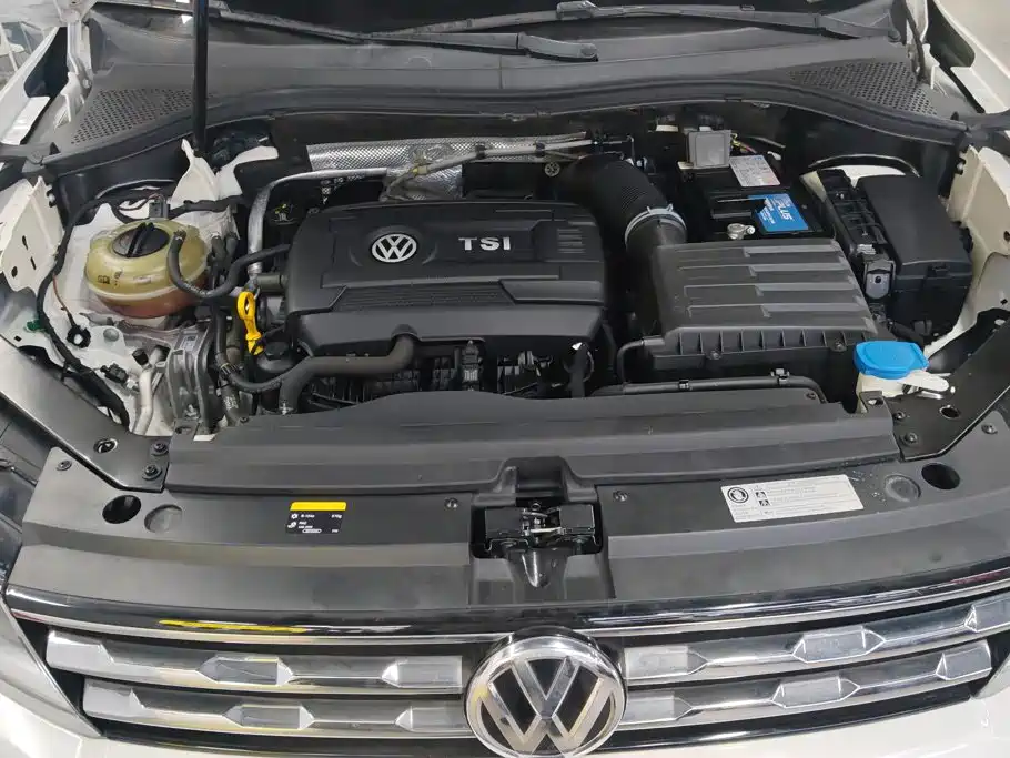 Volkswagen Tiguan L — миниатюра 10