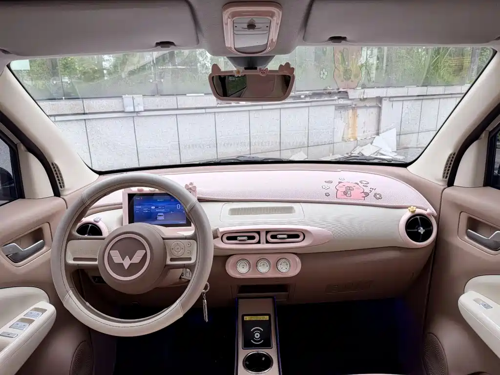 Wuling MINIEV — миниатюра 4