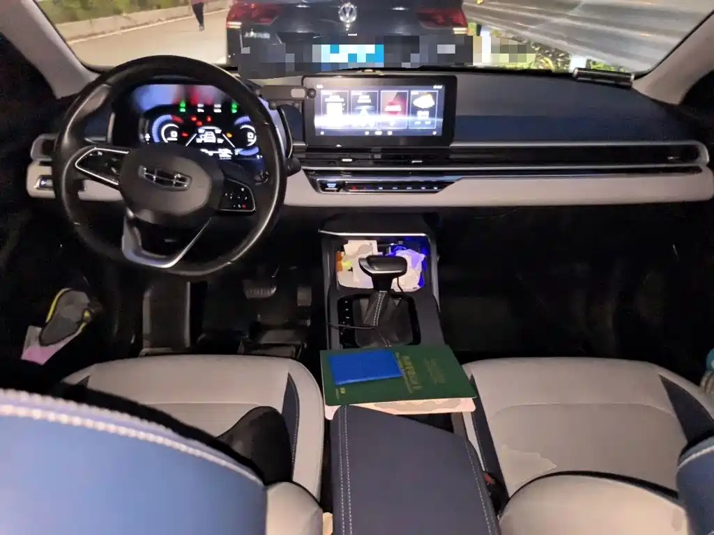 Geely Emgrand — миниатюра 10