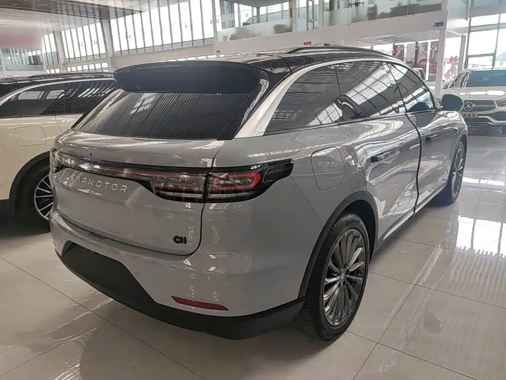 Leapmotor Leapmotor C11 — миниатюра 7