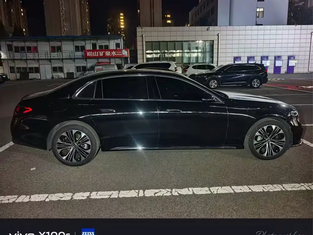Mercedes-Benz E-Class — миниатюра 3