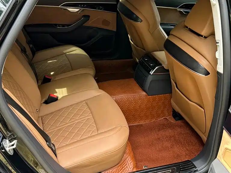 Audi A8 — миниатюра 15