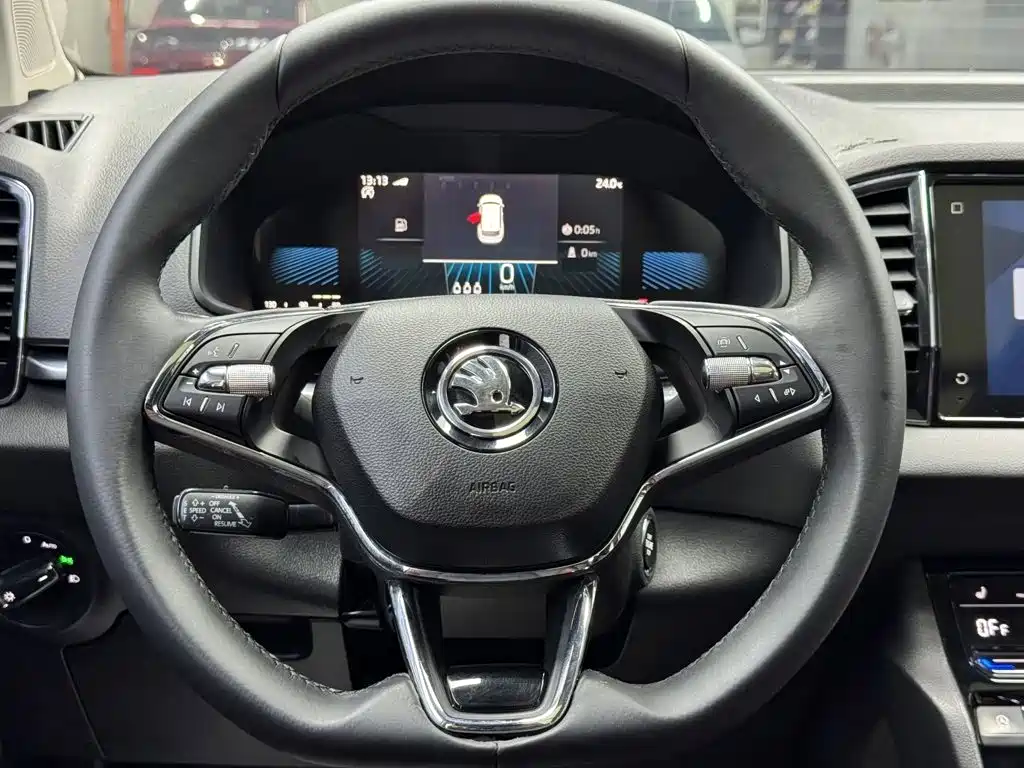 Skoda Karoq — миниатюра 9