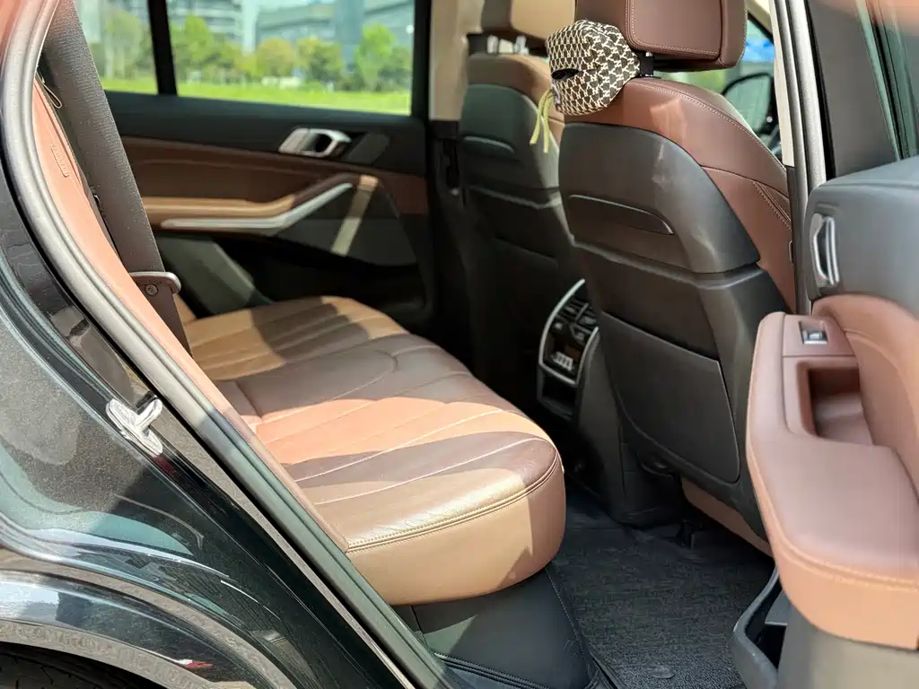 BMW X5 (Import) — миниатюра 11