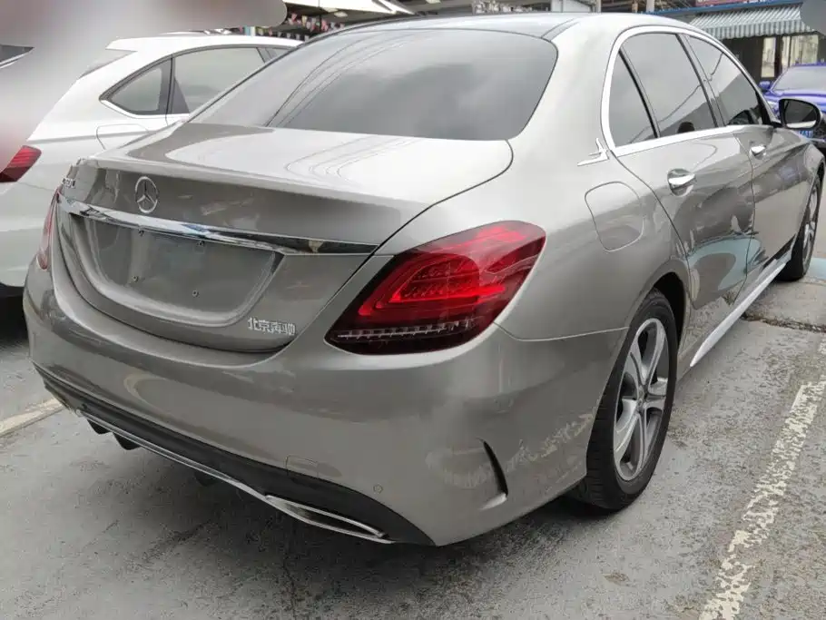 Mercedes-Benz C-Class — миниатюра 3