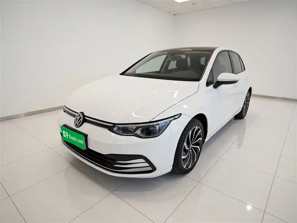 Volkswagen Golf 2021