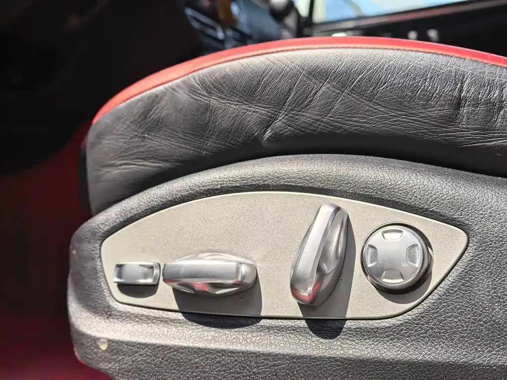 Porsche Macan — миниатюра 17
