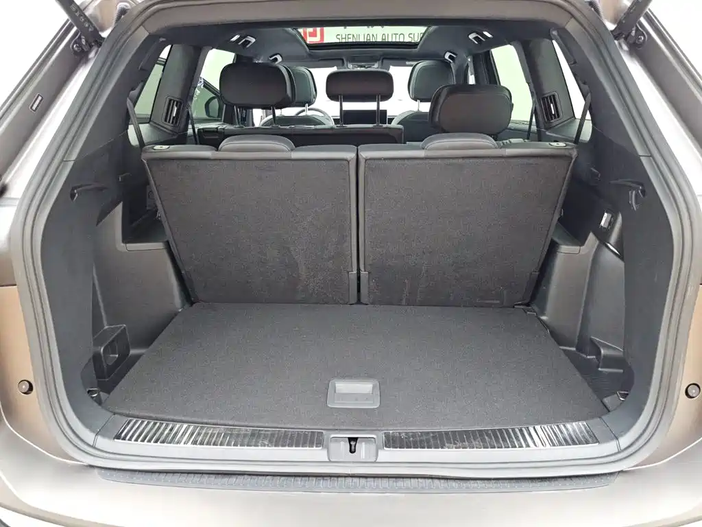 Volkswagen Teramont — миниатюра 7