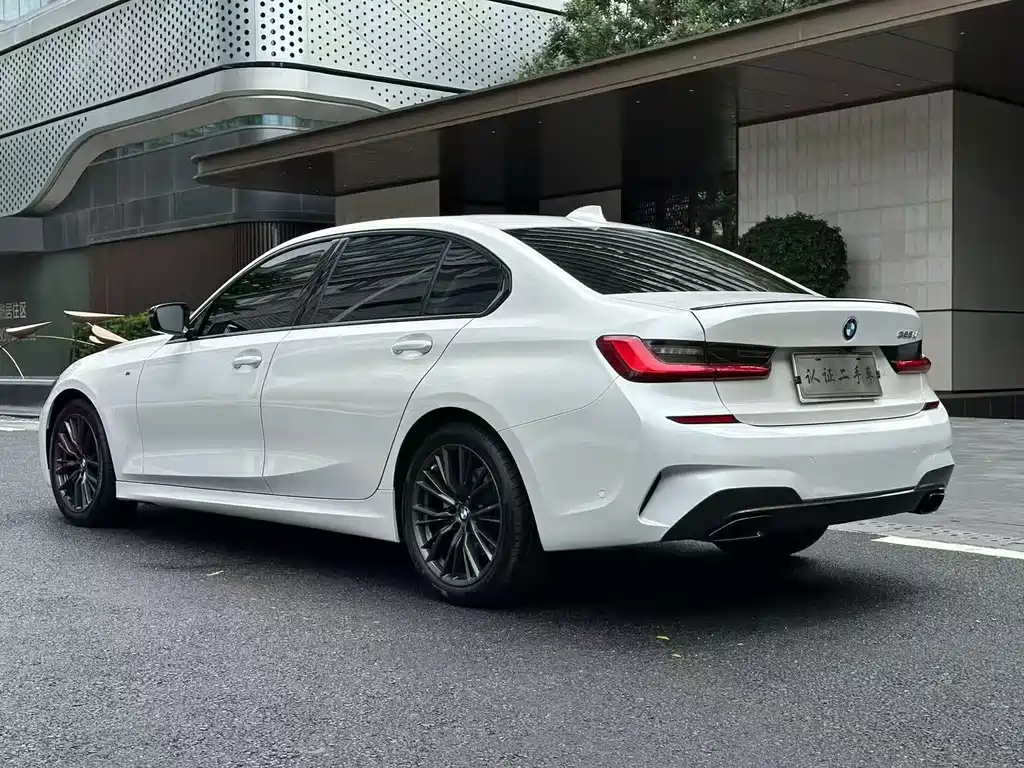 BMW 3 Series — миниатюра 9