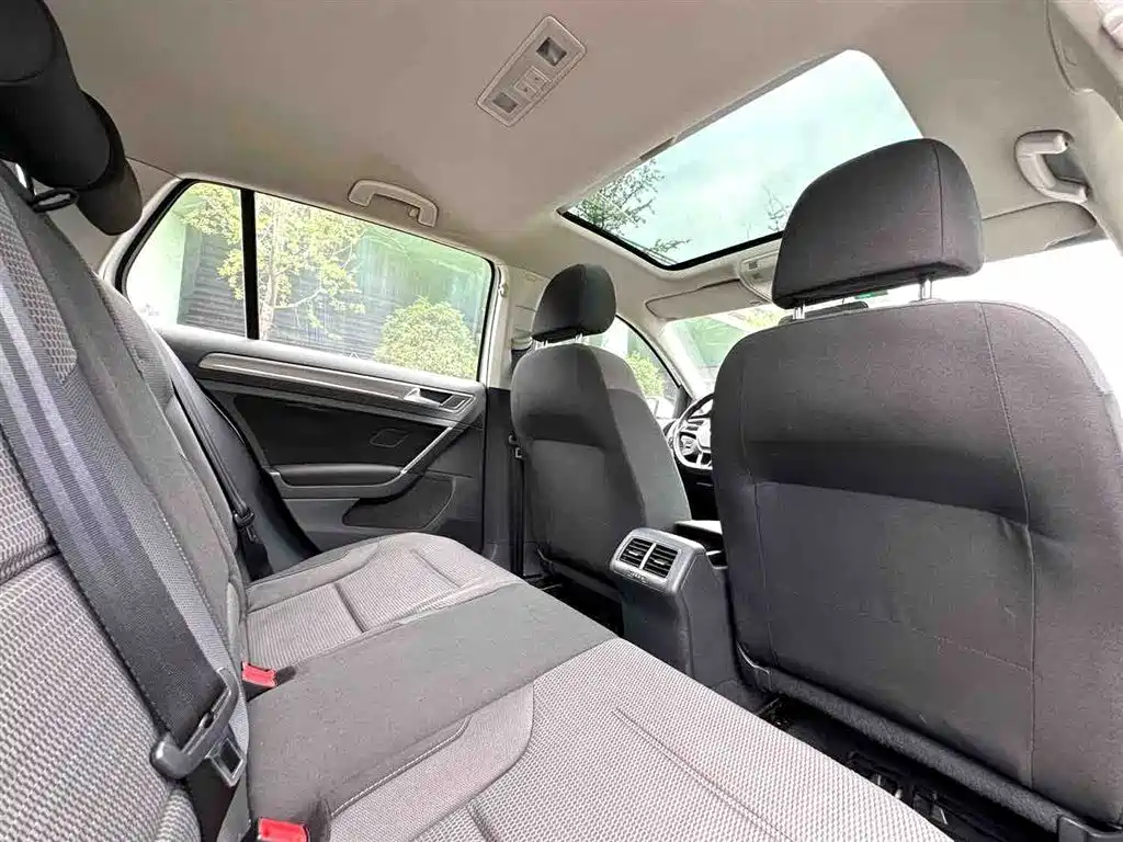 Volkswagen Golf 2014 1.4TSI AT Comfort