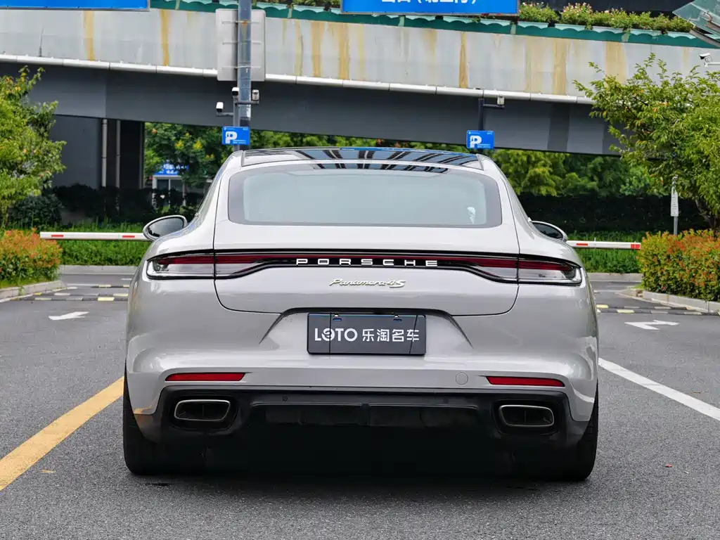 Porsche Panamera — миниатюра 5