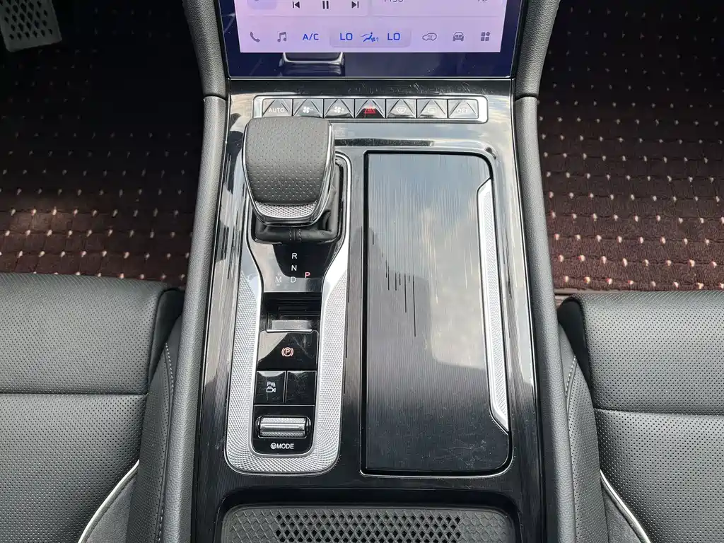 Hongqi Hongqi H6 — миниатюра 17