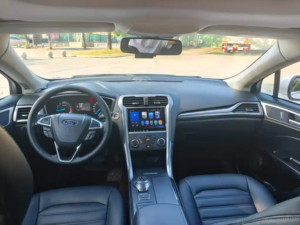 Ford Mondeo — миниатюра 4