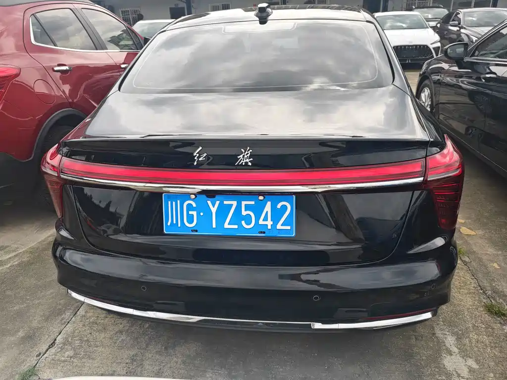 Hongqi Hongqi H5 — миниатюра 15