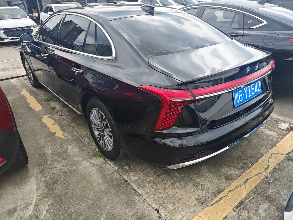 Hongqi Hongqi H5 — миниатюра 16