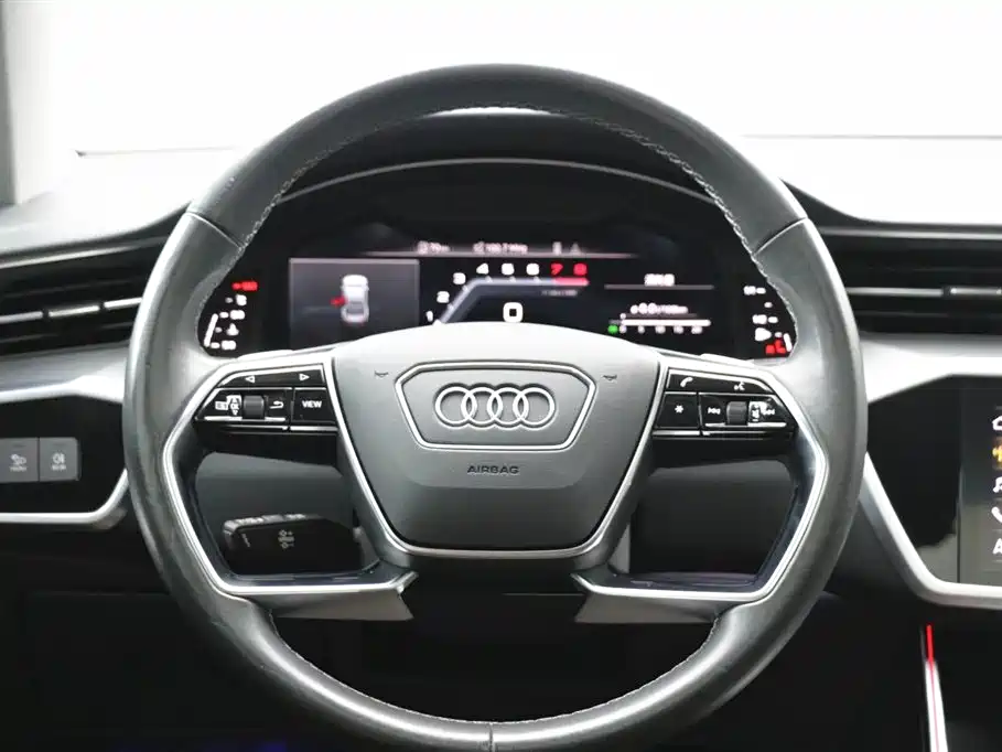 AUDI A7L