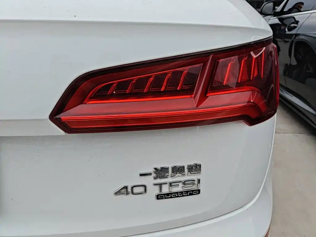 Audi Q5L — миниатюра 8