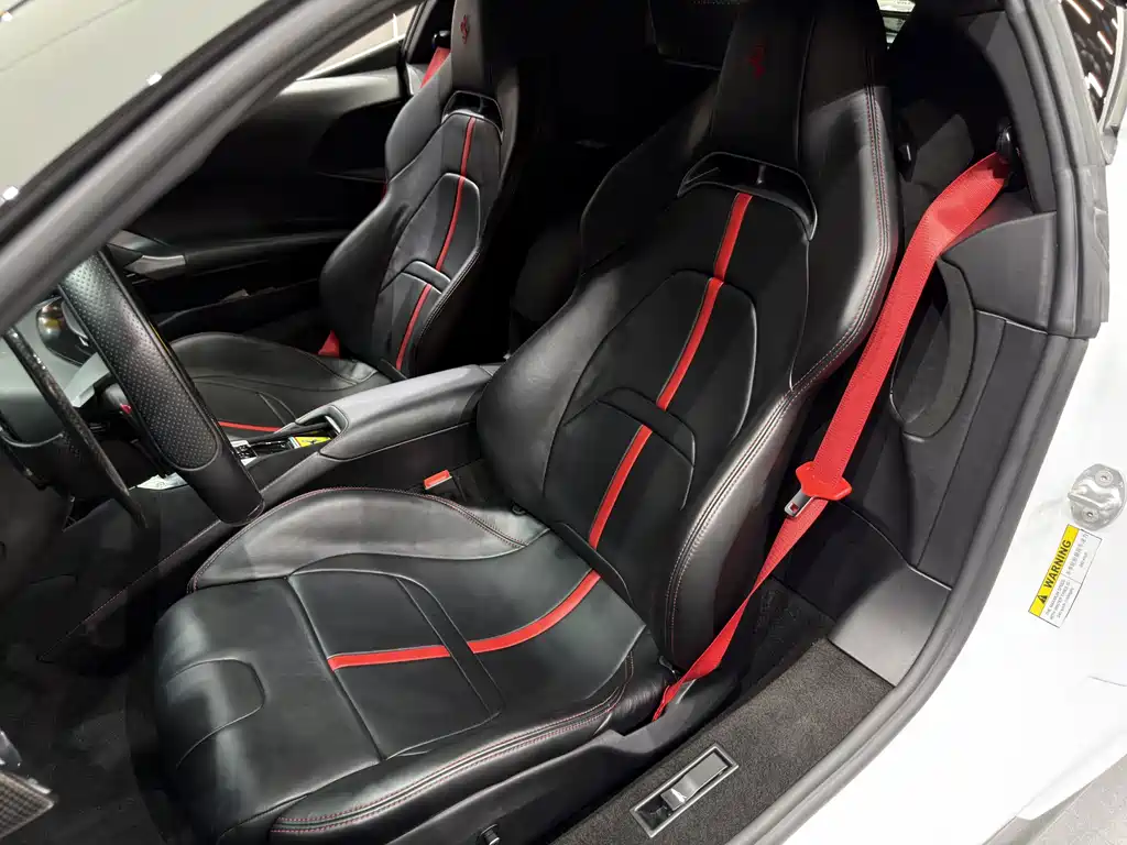 Ferrari SF90 3.9T V8 Stradale, фото 8