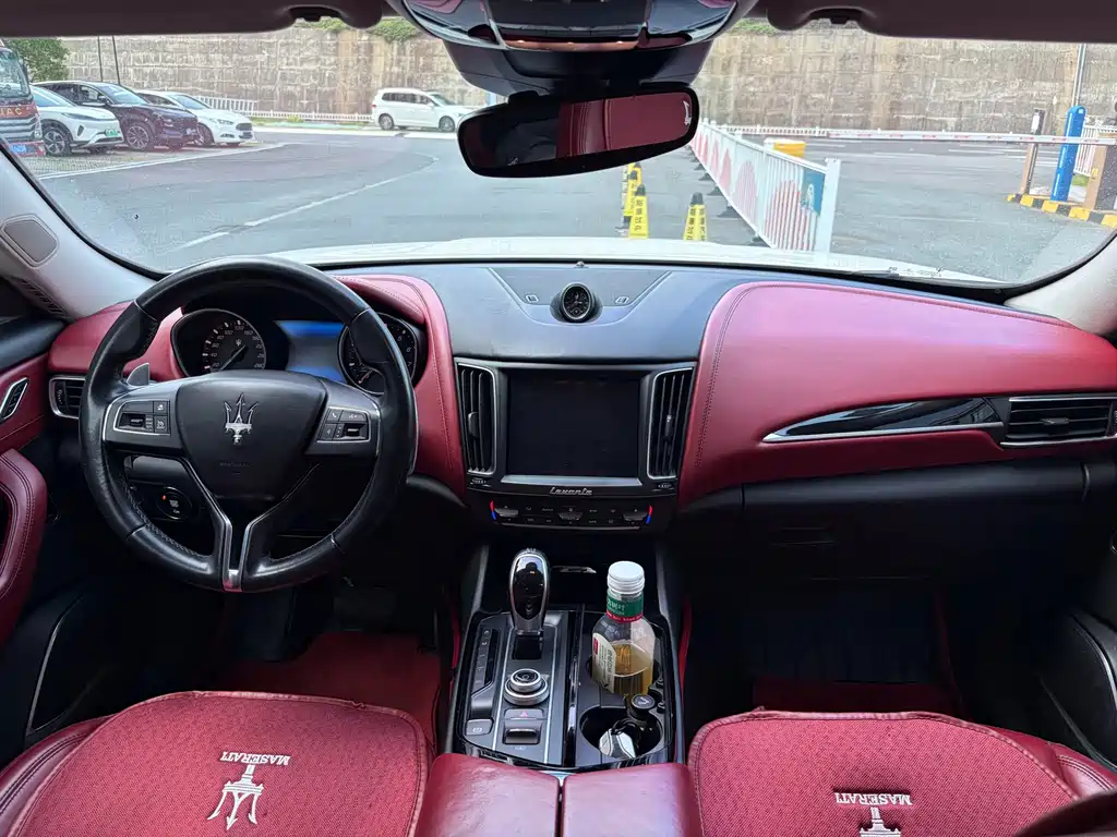 Maserati Levante — миниатюра 8