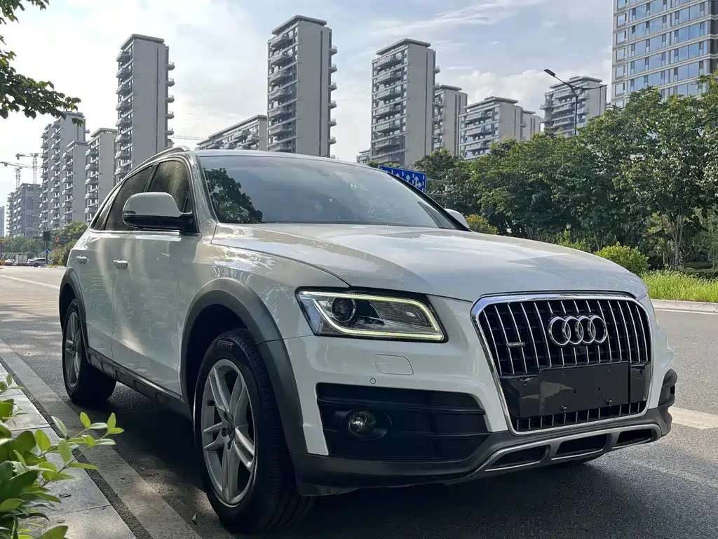 Audi Q5 — миниатюра 2