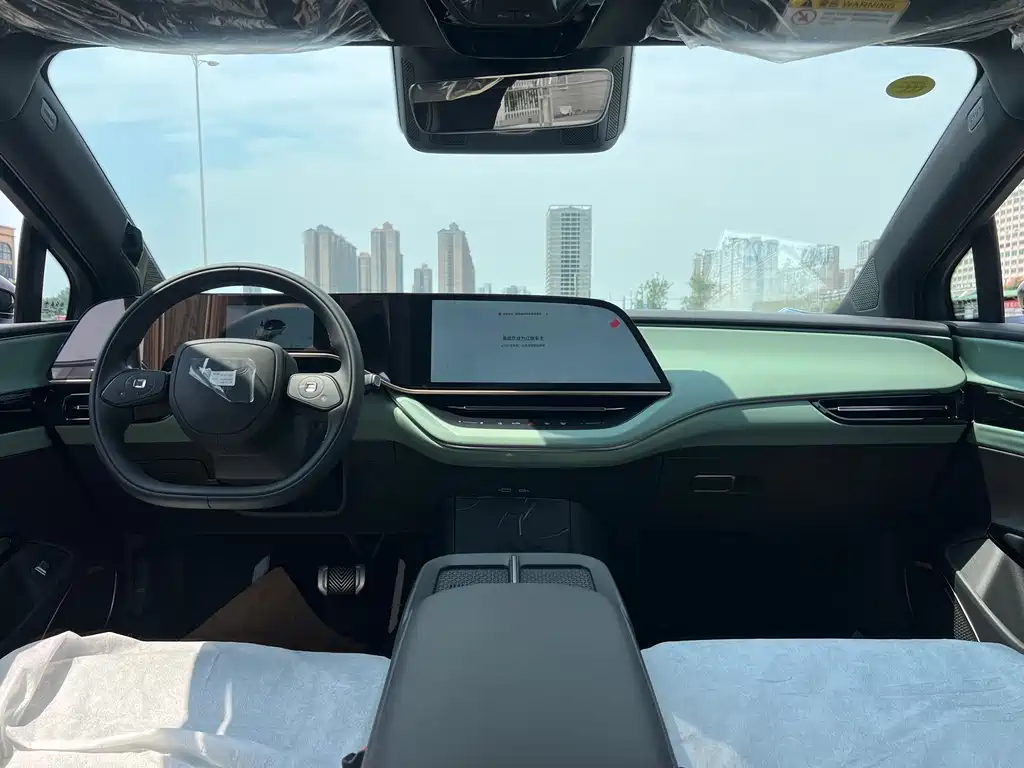 Hongqi Hongqi EH7 — миниатюра 5