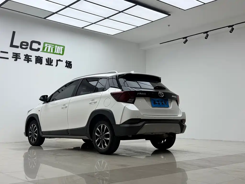 Toyota Yaris L — миниатюра 12