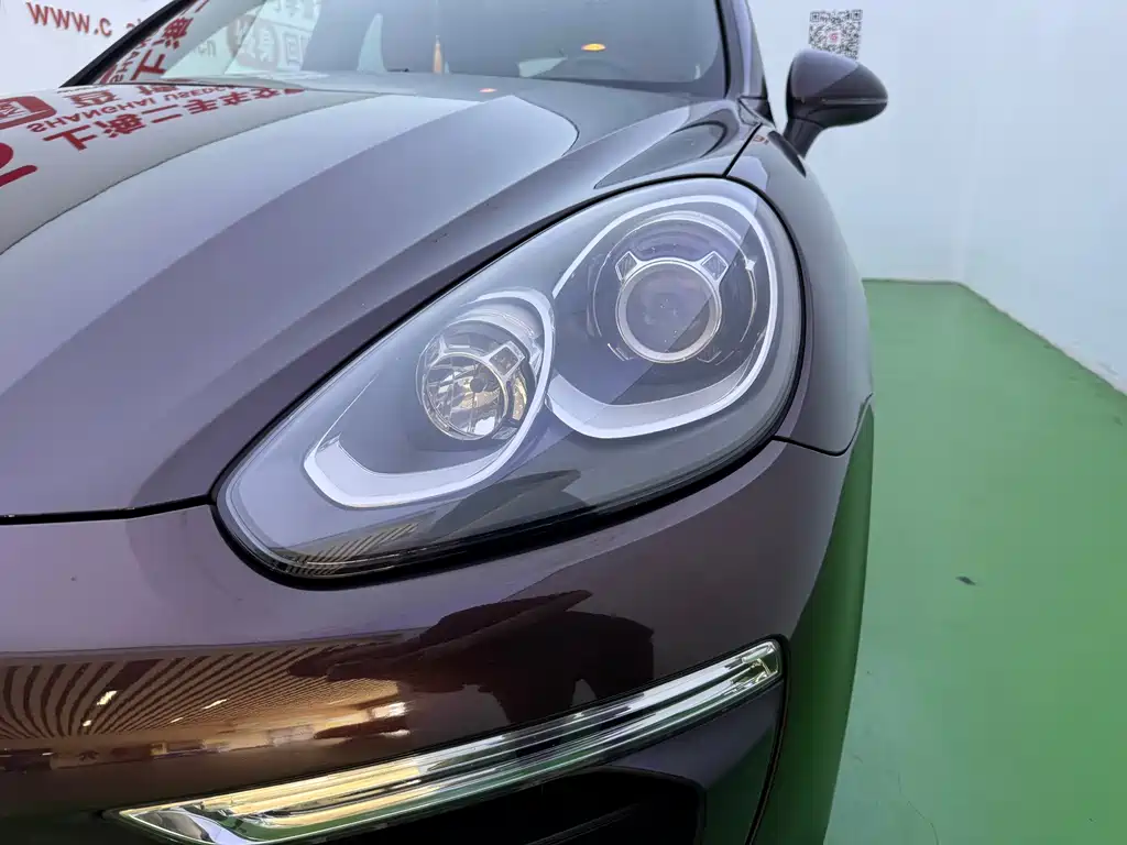 Porsche Cayenne — миниатюра 36