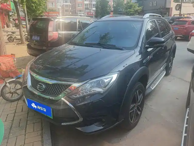 2015 BYD Tang