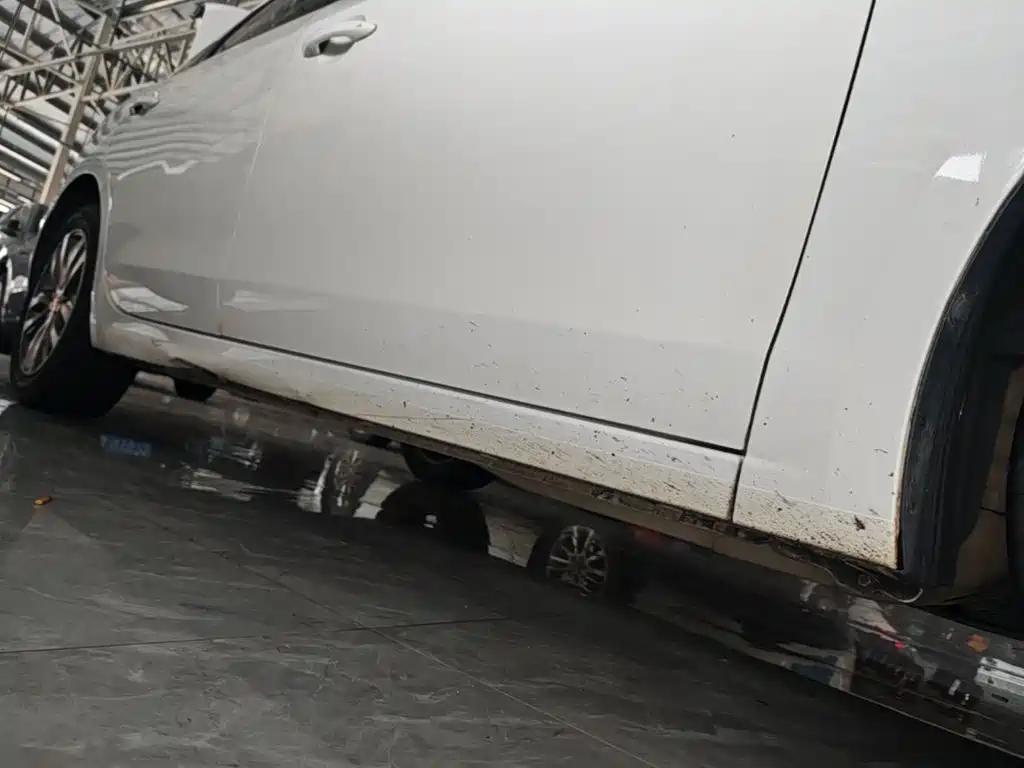 Buick Excelle — миниатюра 21