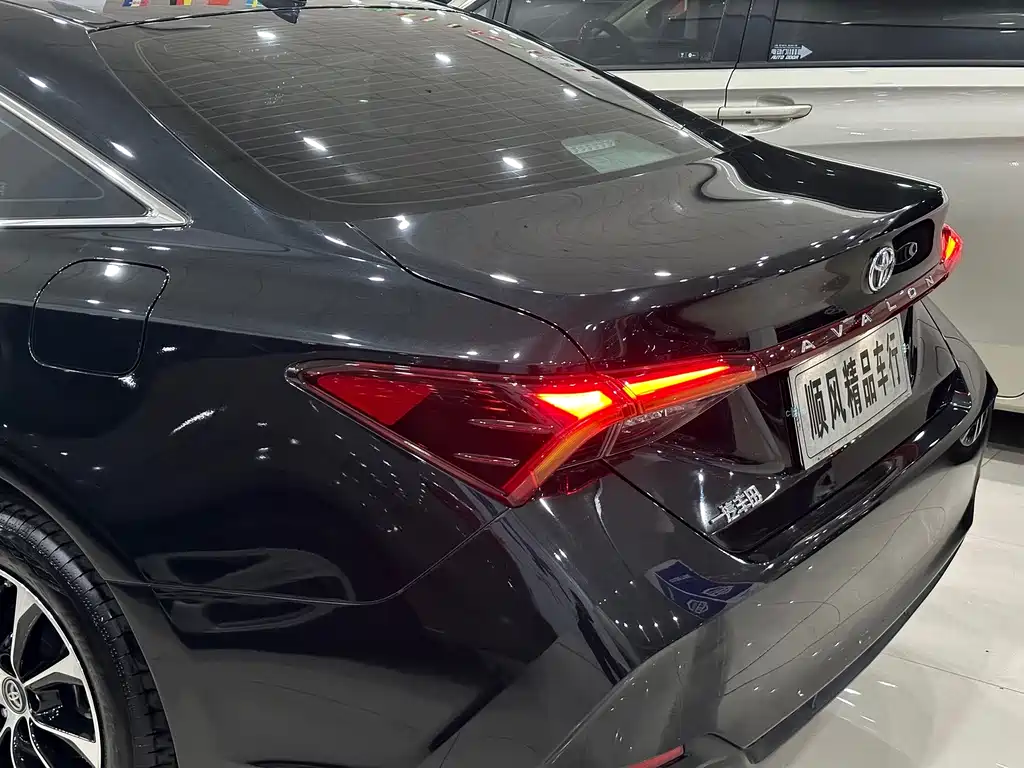 Toyota Avalon — миниатюра 28