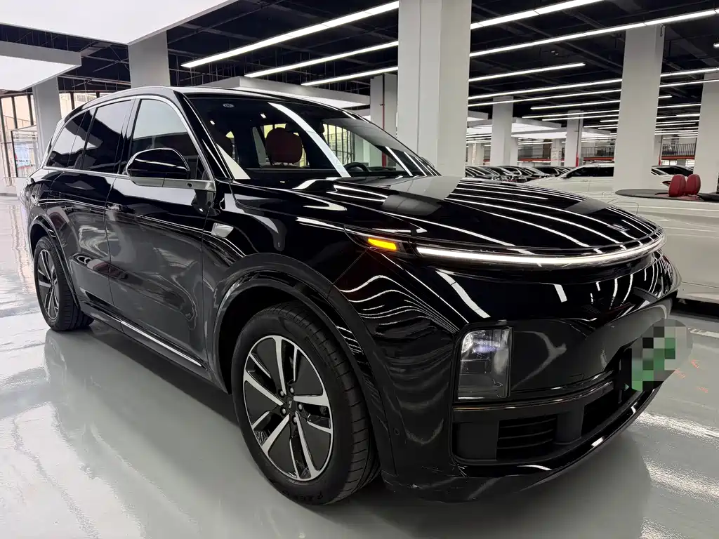Li Auto Li L8 — миниатюра 3