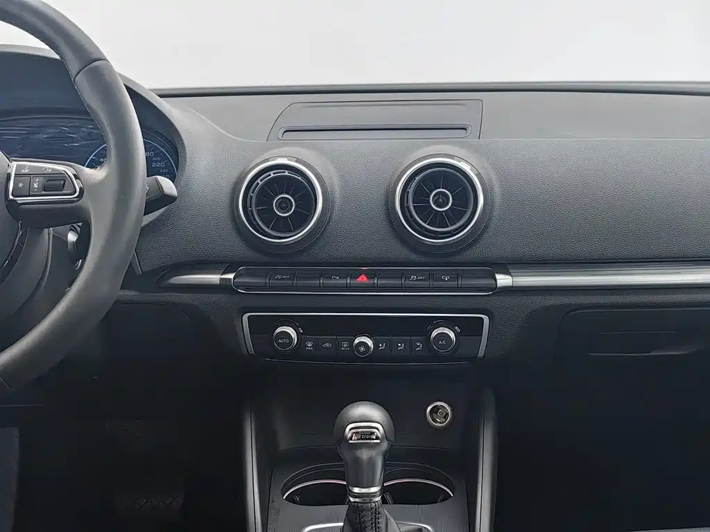 Audi A3 — миниатюра 12