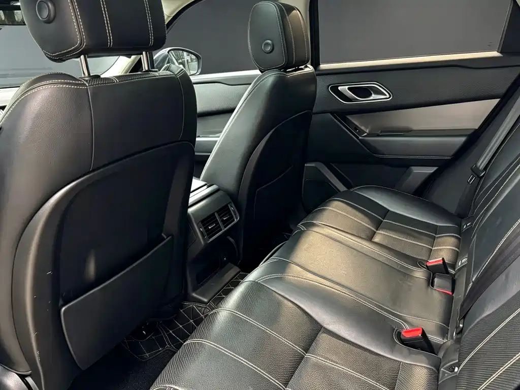 Land Rover Velar — миниатюра 6