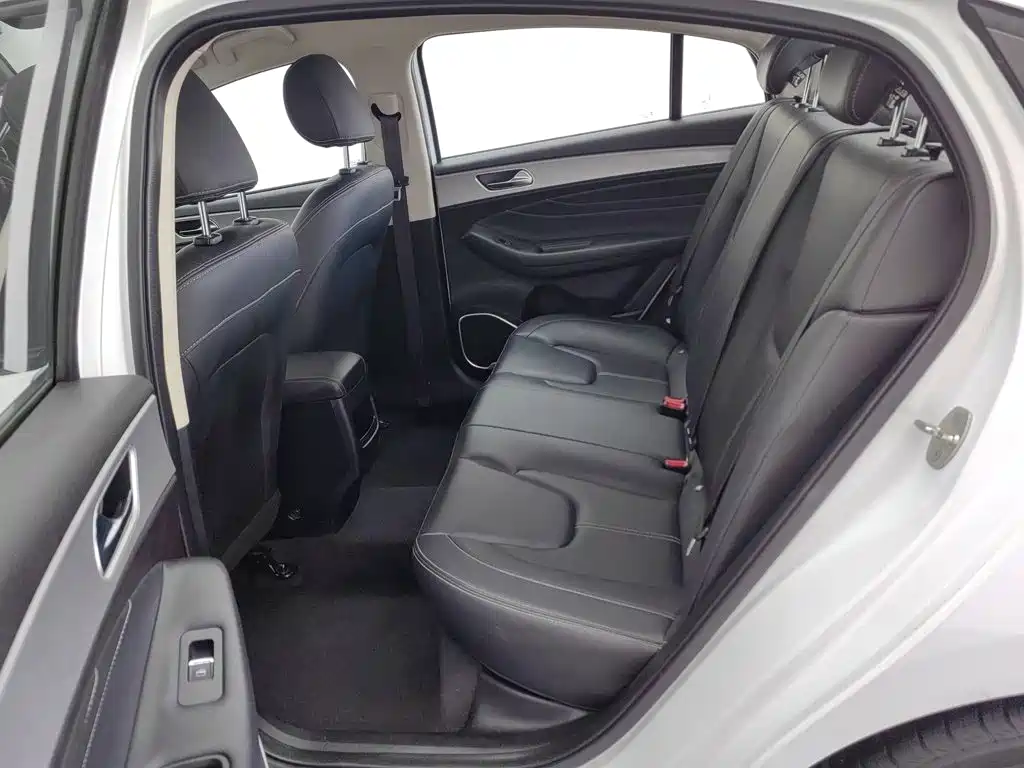 Chery Arrizo 5 — миниатюра 15