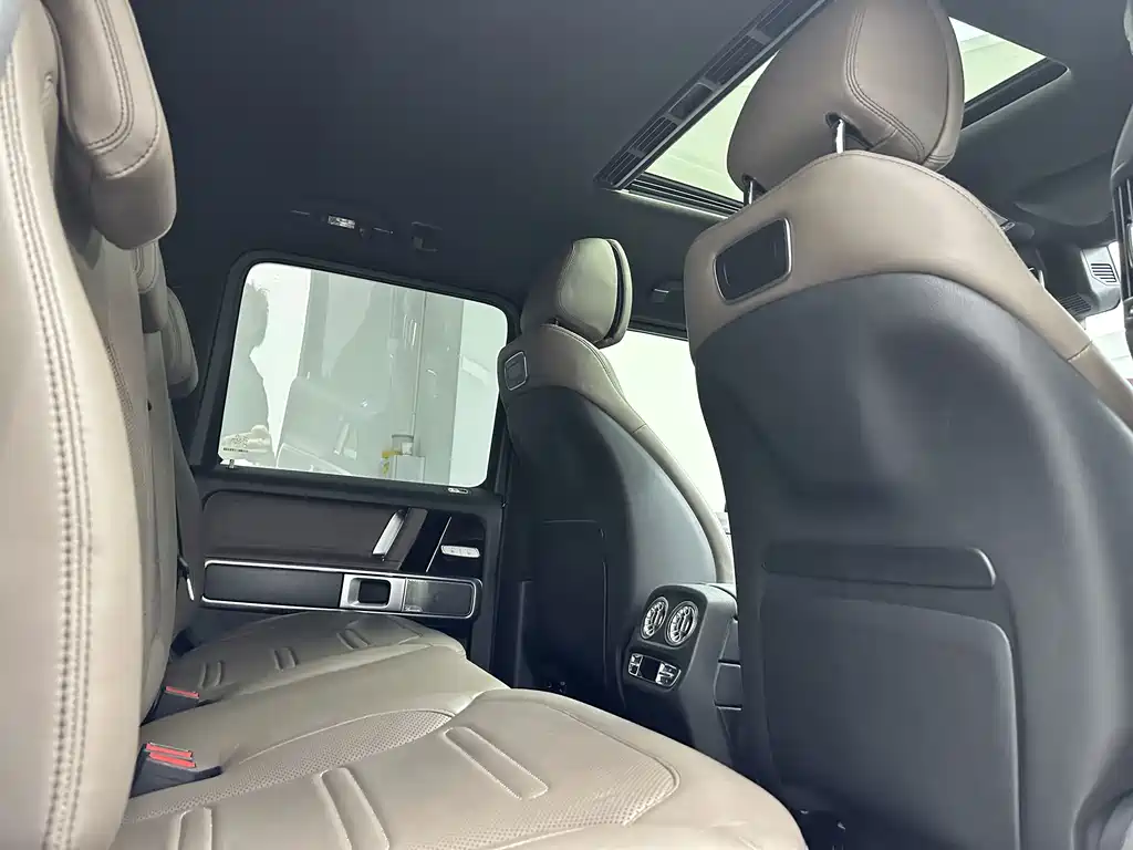 Mercedes-Benz G-Class — миниатюра 14