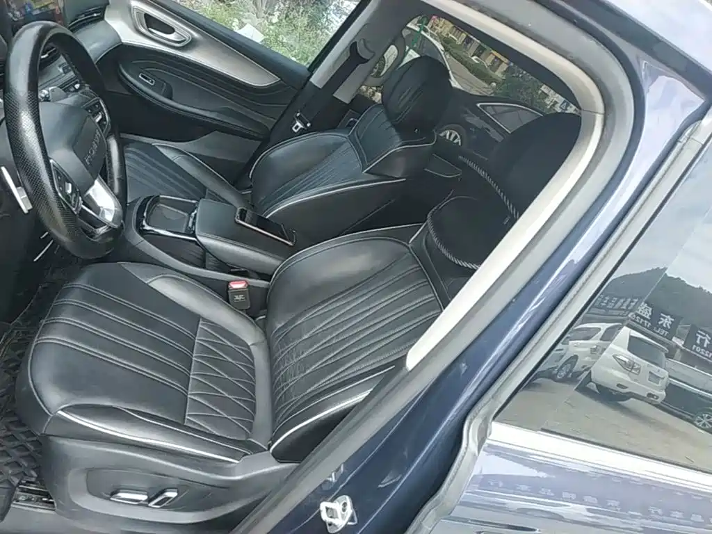 Roewe iMAX8 — миниатюра 15
