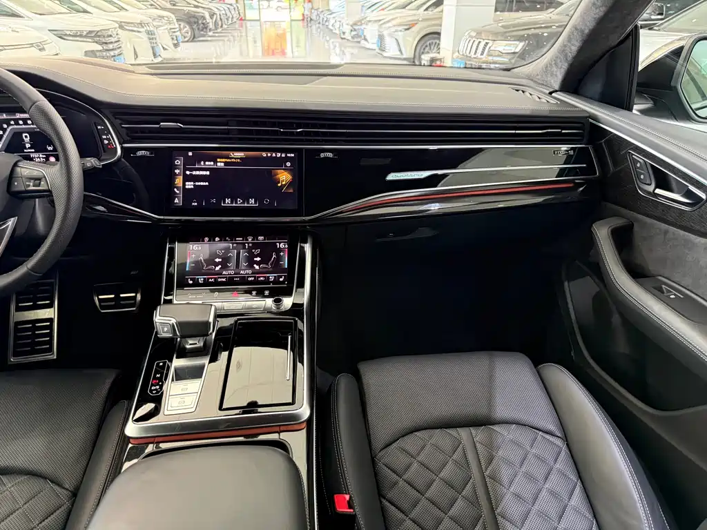 Audi Q8 — миниатюра 13