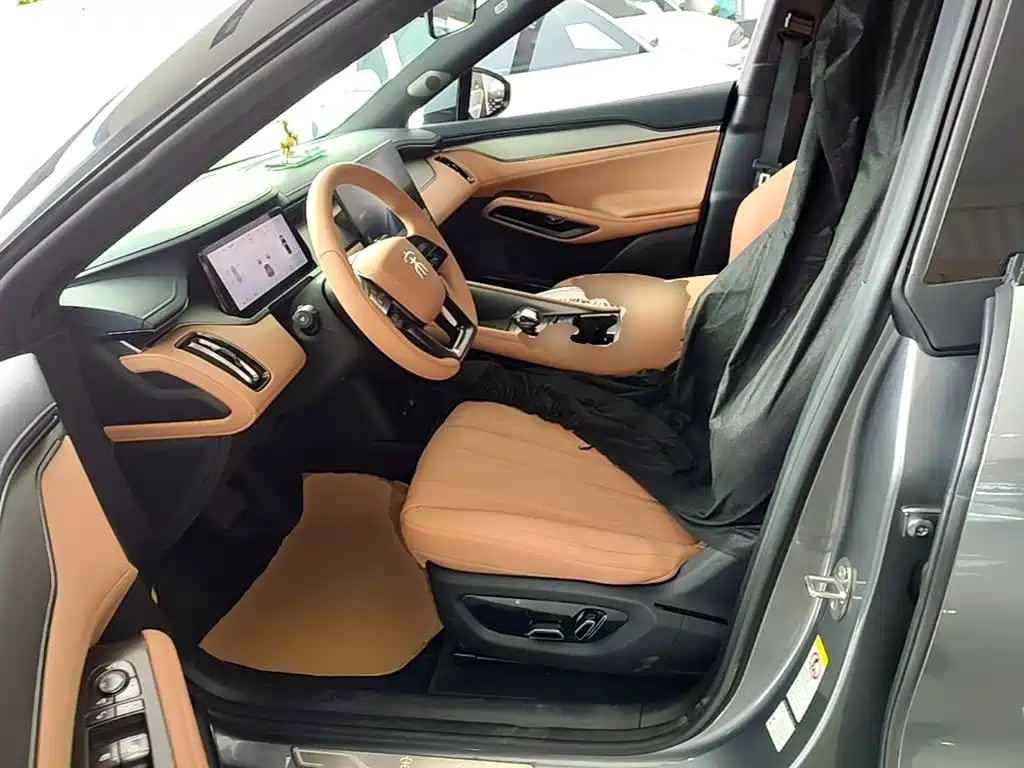 BYD L EV — миниатюра 15