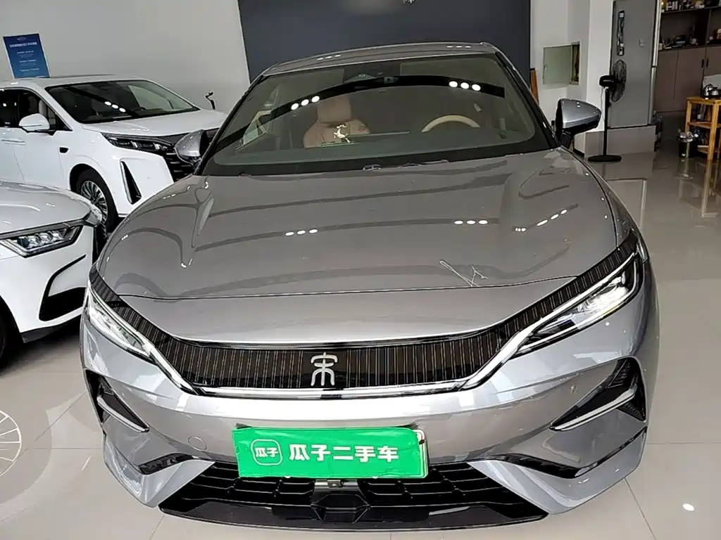 BYD L EV — миниатюра 3