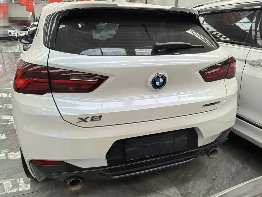 BMW X2