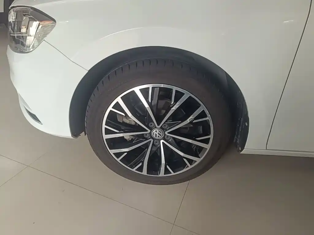 Volkswagen Bora — миниатюра 23