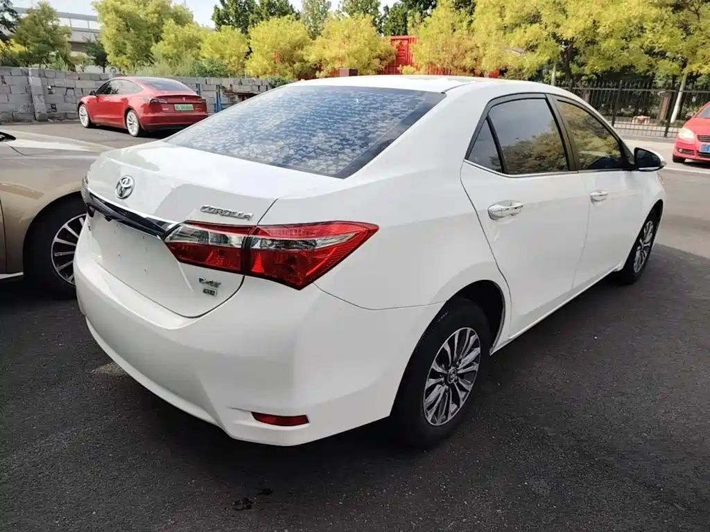 Toyota Corolla — миниатюра 7