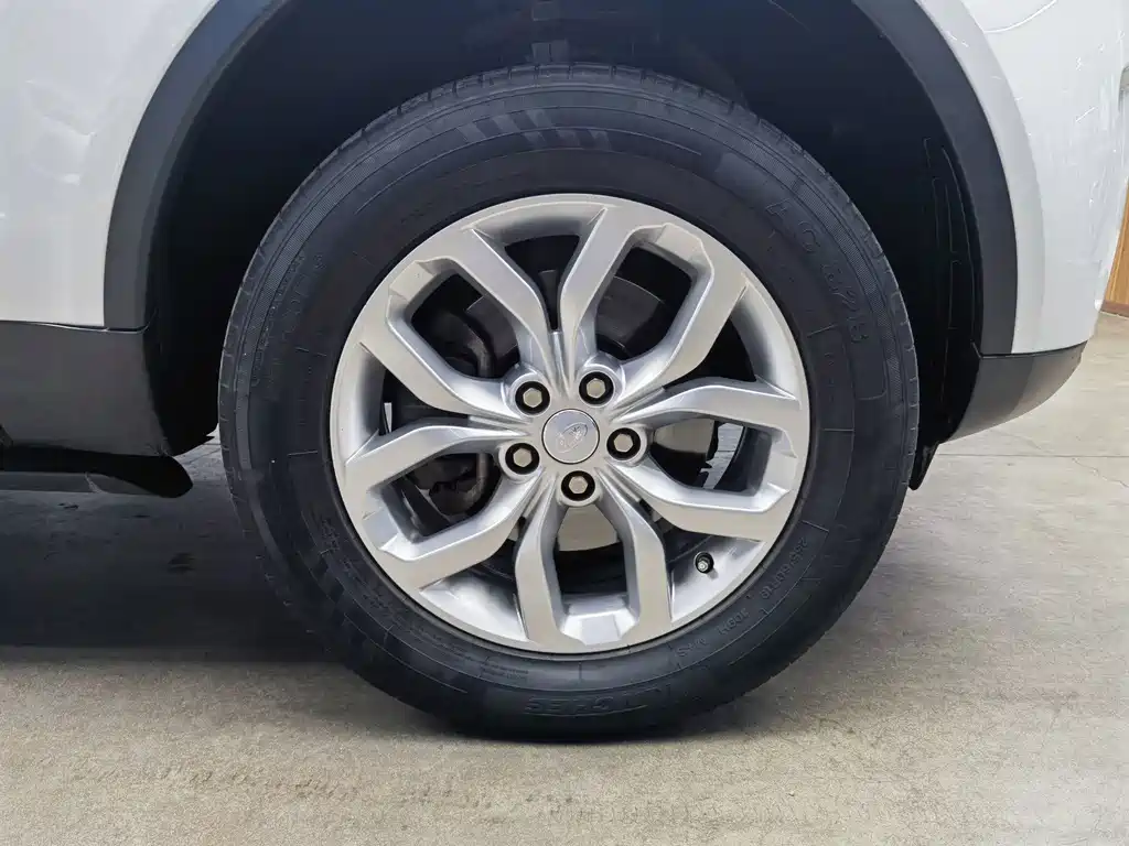 Land Rover Discovery — миниатюра 20